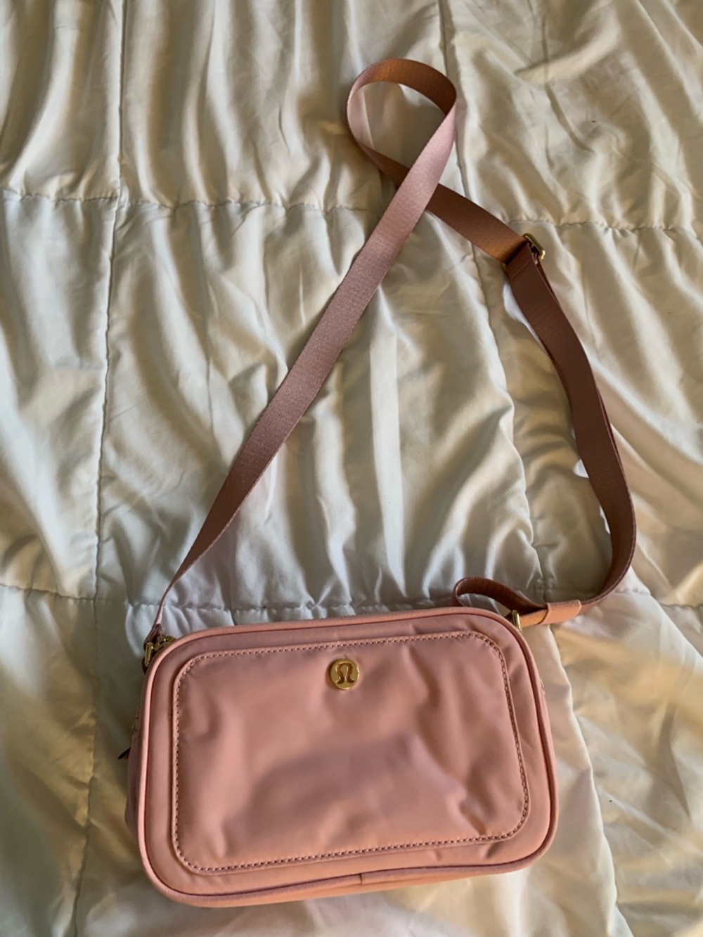 lululemon athletica Crossbody Camera Bag - Picture 3 of 8
